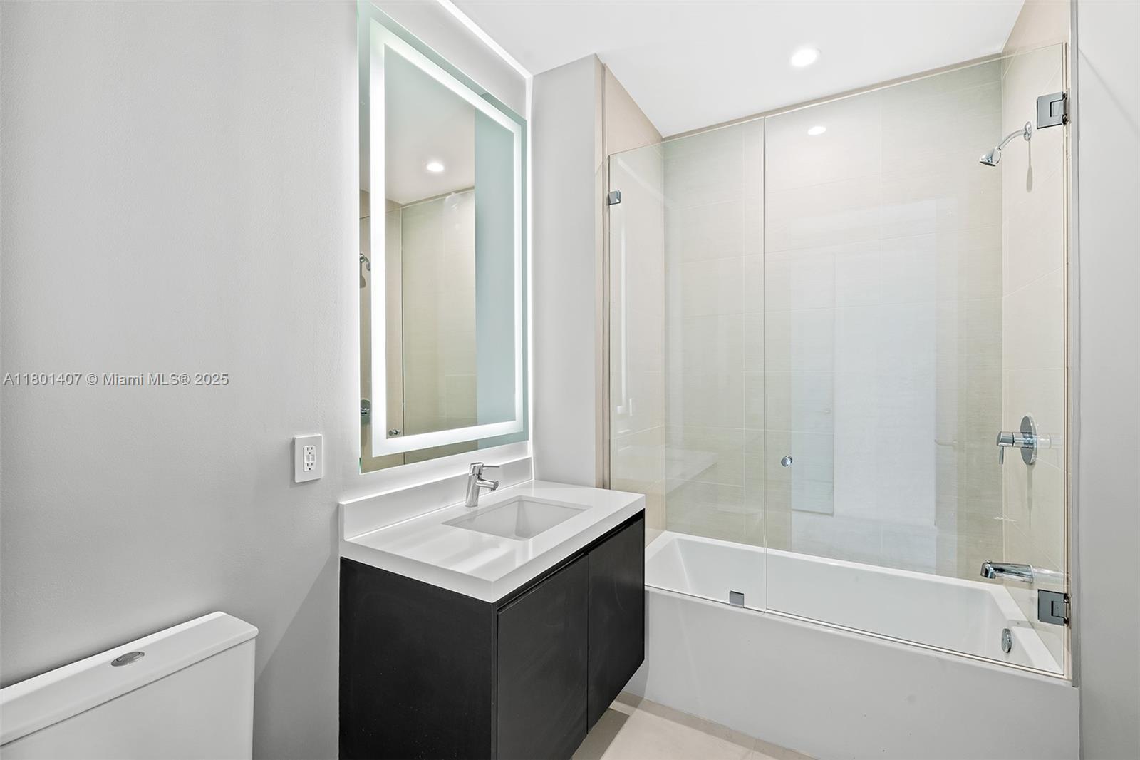 PARAMOUNT MIAMI WORLDCENT - Residential