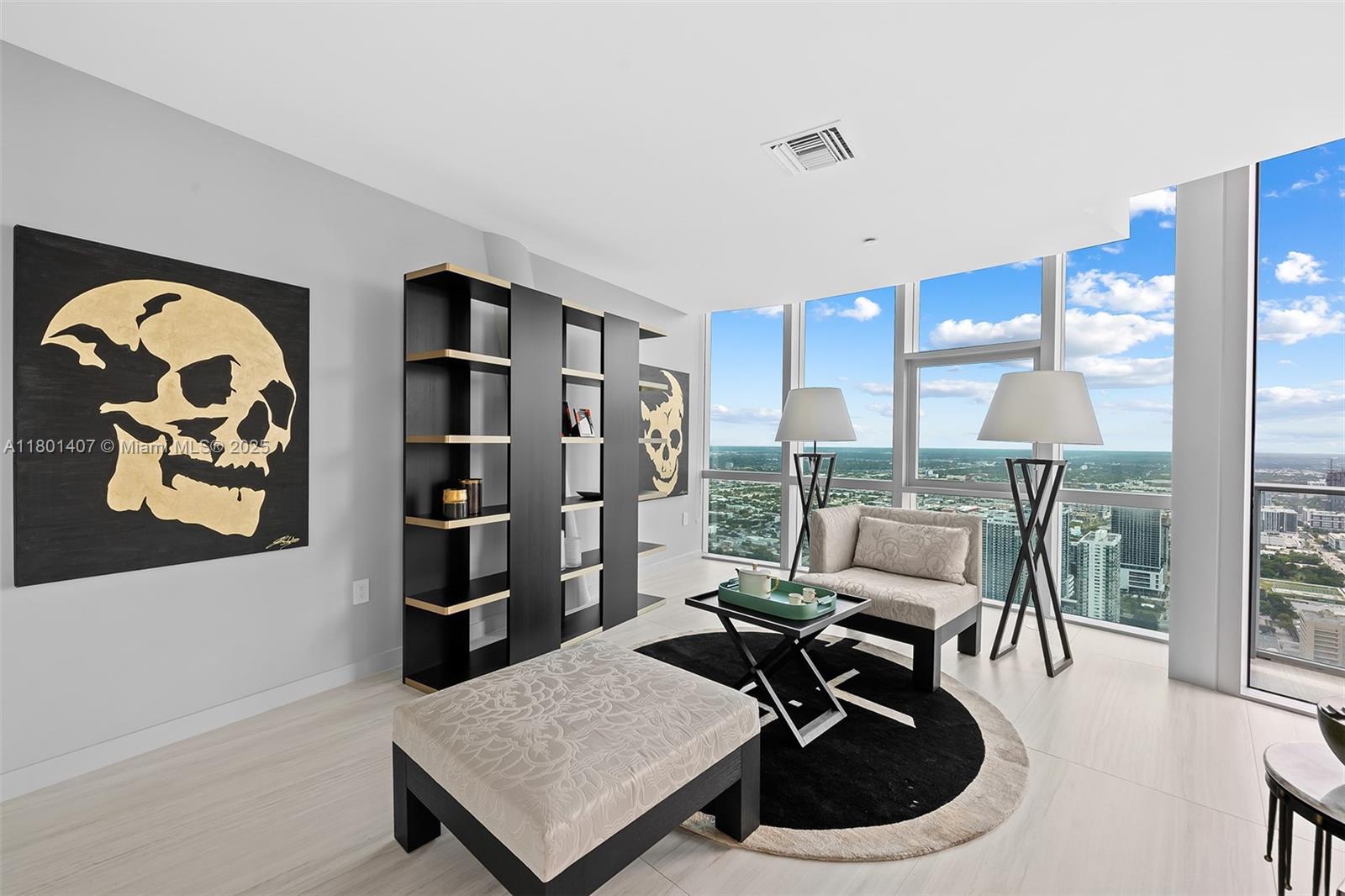 PARAMOUNT MIAMI WORLDCENT - Residential