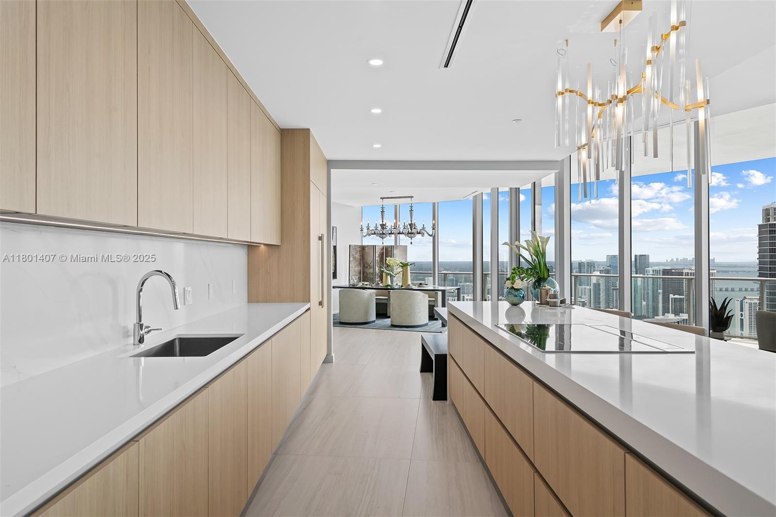 PARAMOUNT MIAMI WORLDCENT - Residential