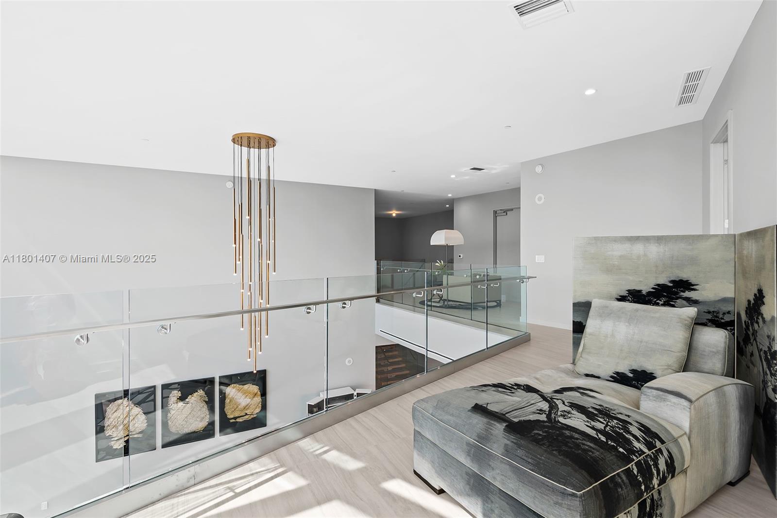 PARAMOUNT MIAMI WORLDCENT - Residential