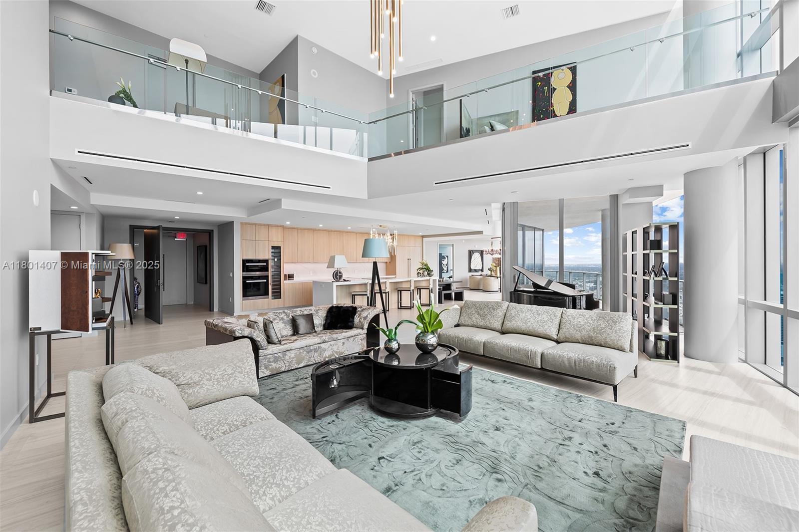 PARAMOUNT MIAMI WORLDCENT - Residential