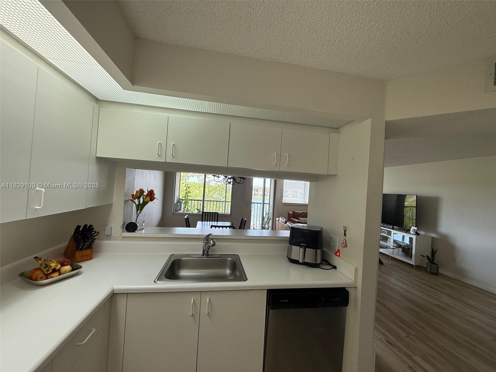 SUFFOLK AT CENTURY VILLAG - Residential