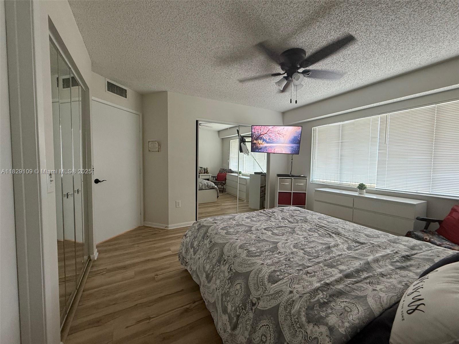 SUFFOLK AT CENTURY VILLAG - Residential