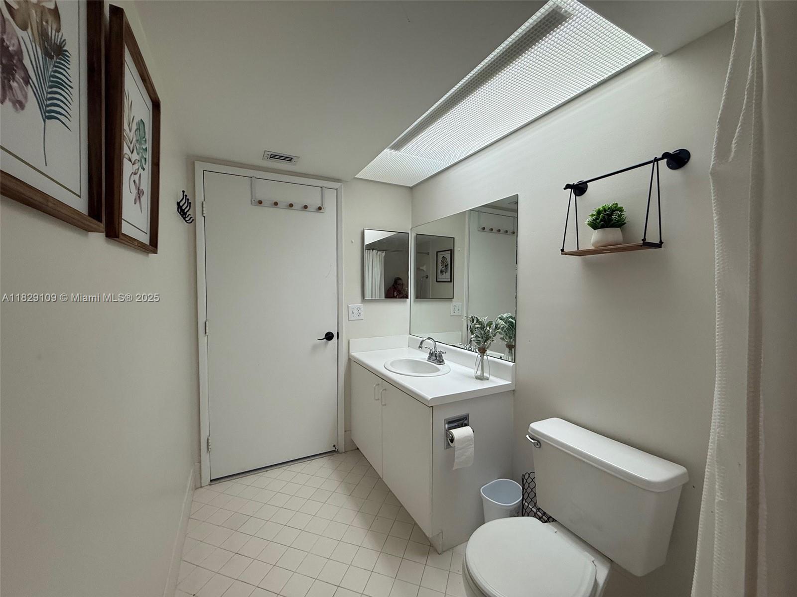 SUFFOLK AT CENTURY VILLAG - Residential