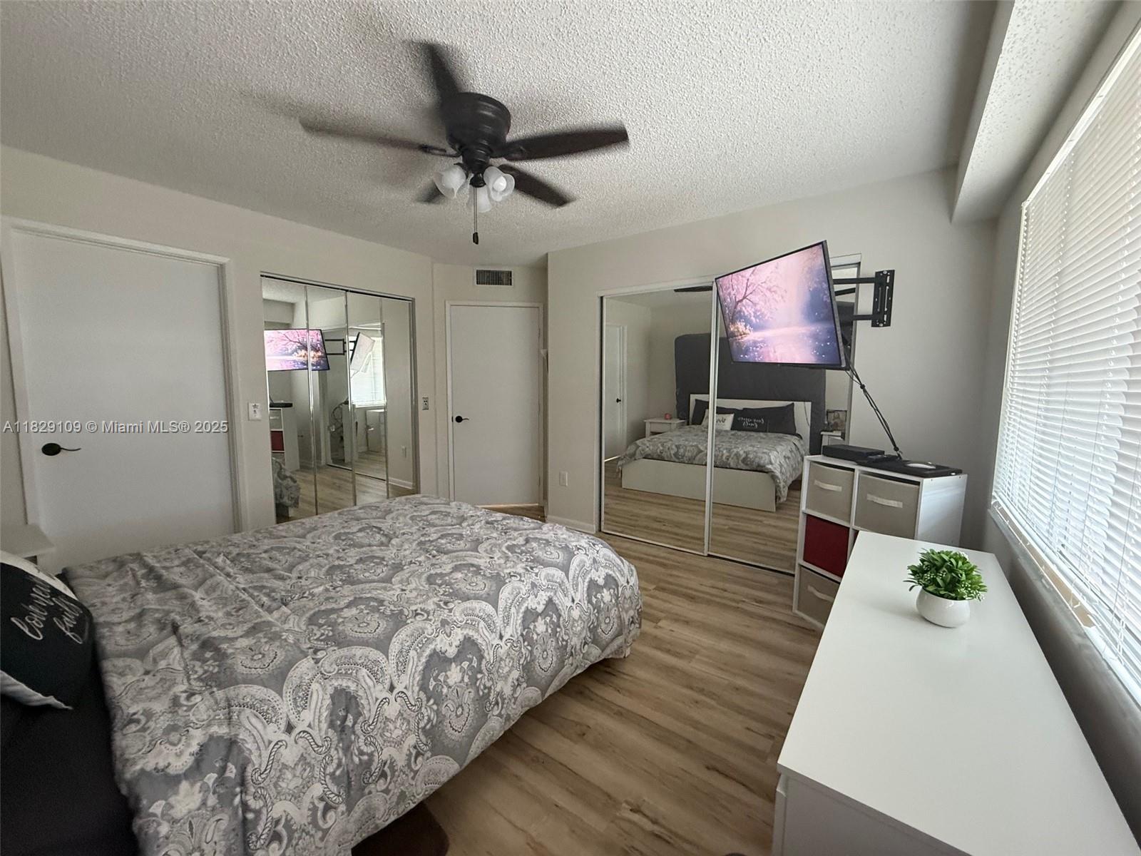 SUFFOLK AT CENTURY VILLAG - Residential