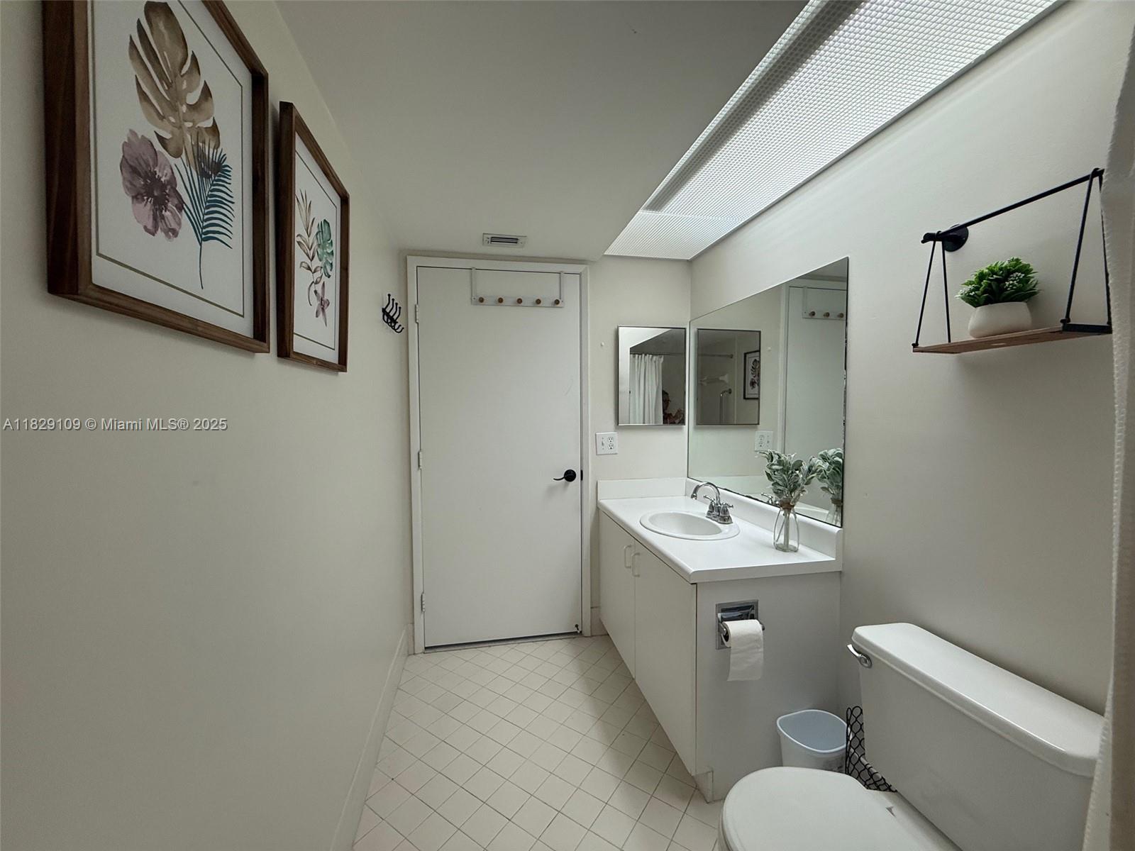 SUFFOLK AT CENTURY VILLAG - Residential