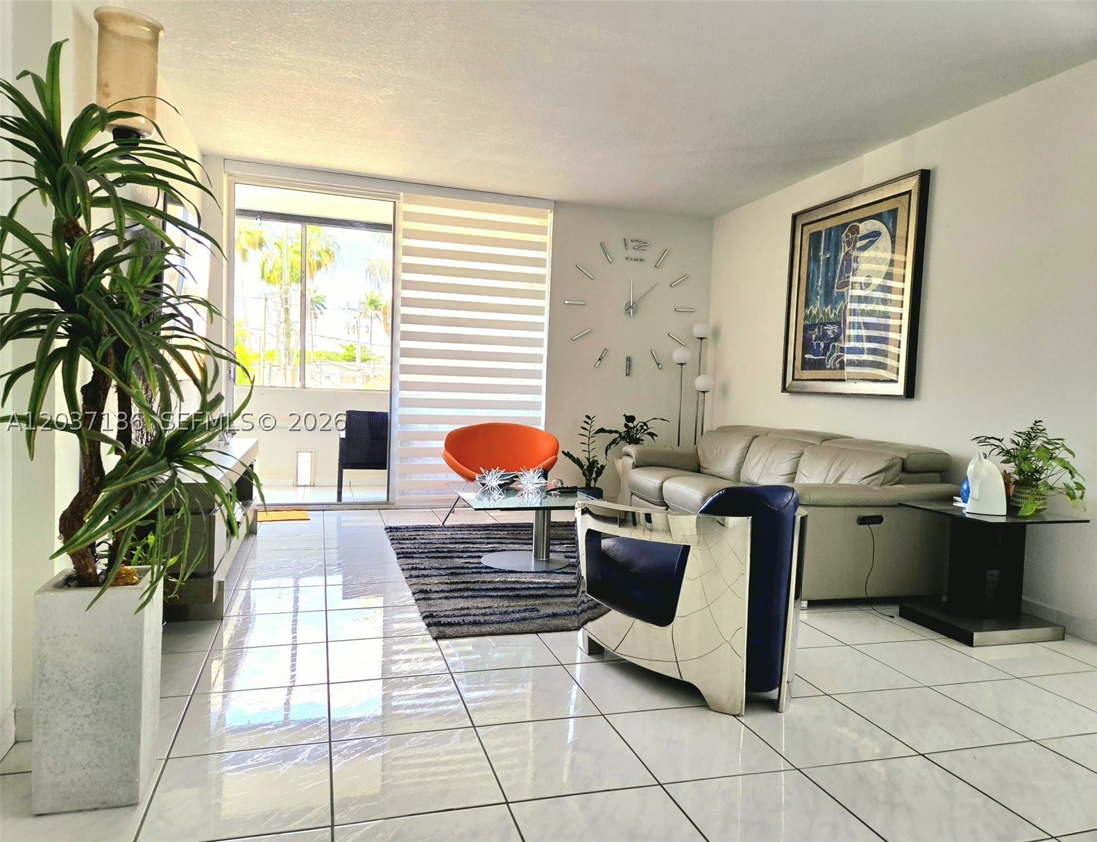 ANDOR PLAZA CONDO - Residential