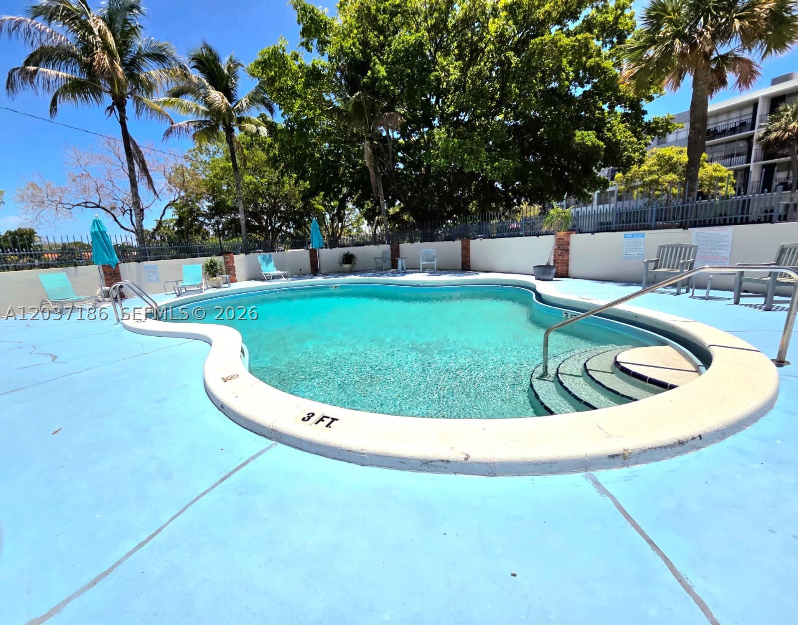 ANDOR PLAZA CONDO - Residential