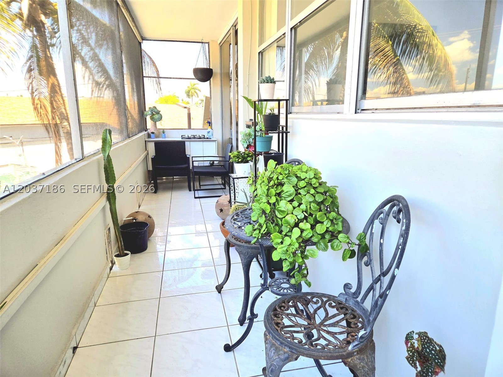 ANDOR PLAZA CONDO - Residential