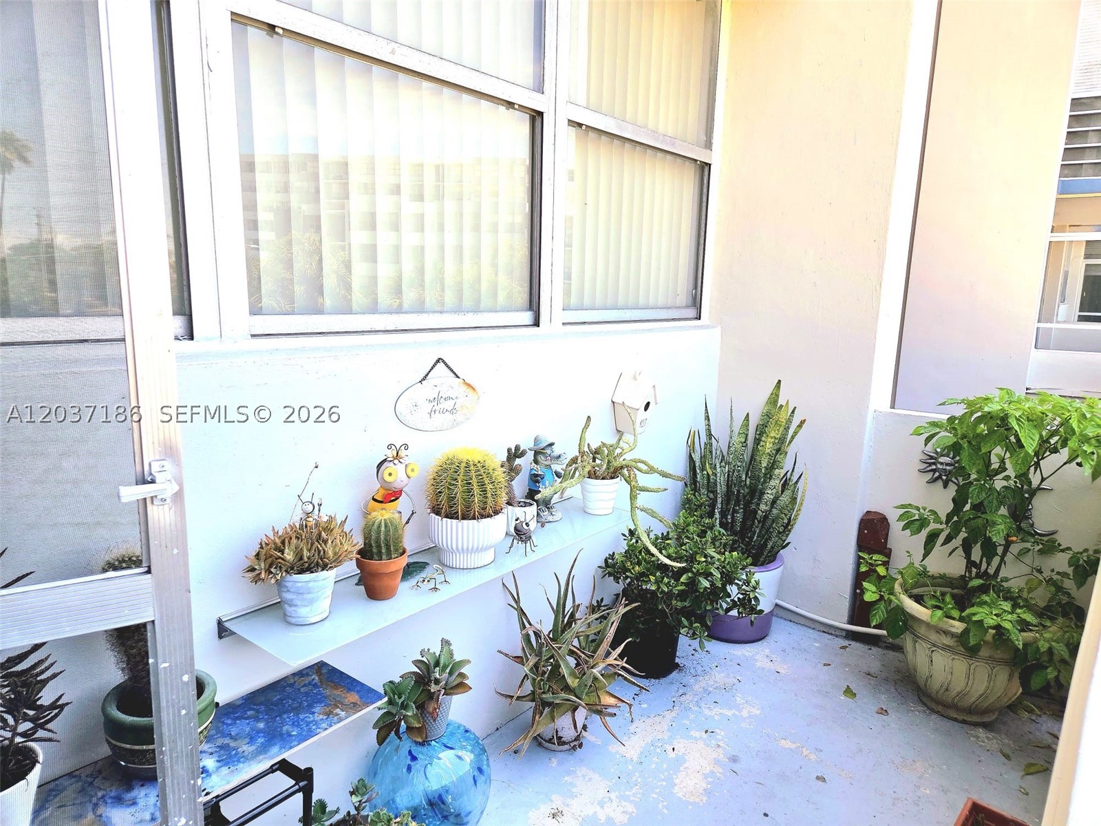 ANDOR PLAZA CONDO - Residential