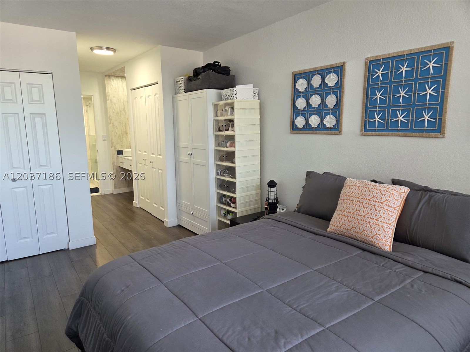 ANDOR PLAZA CONDO - Residential