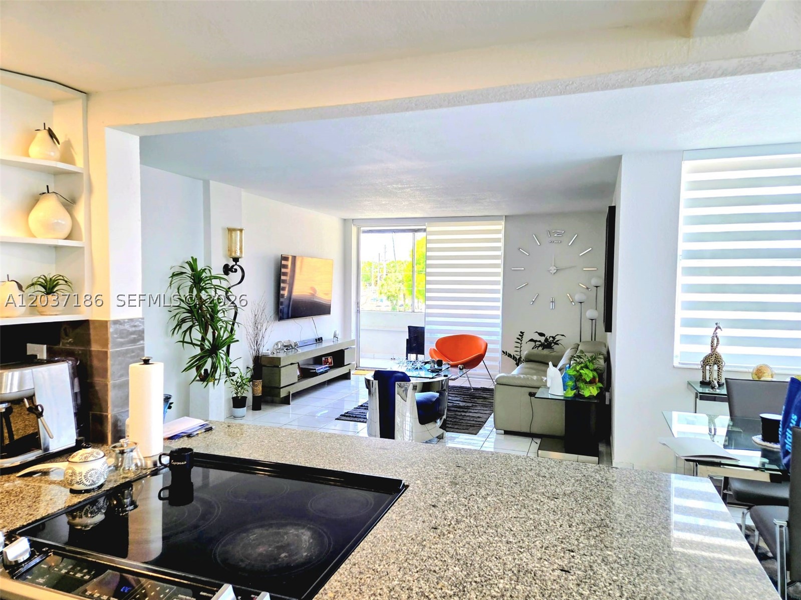 ANDOR PLAZA CONDO - Residential