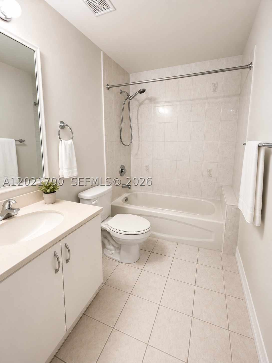THE COURTS AT DORAL ISLES - Residential Lease