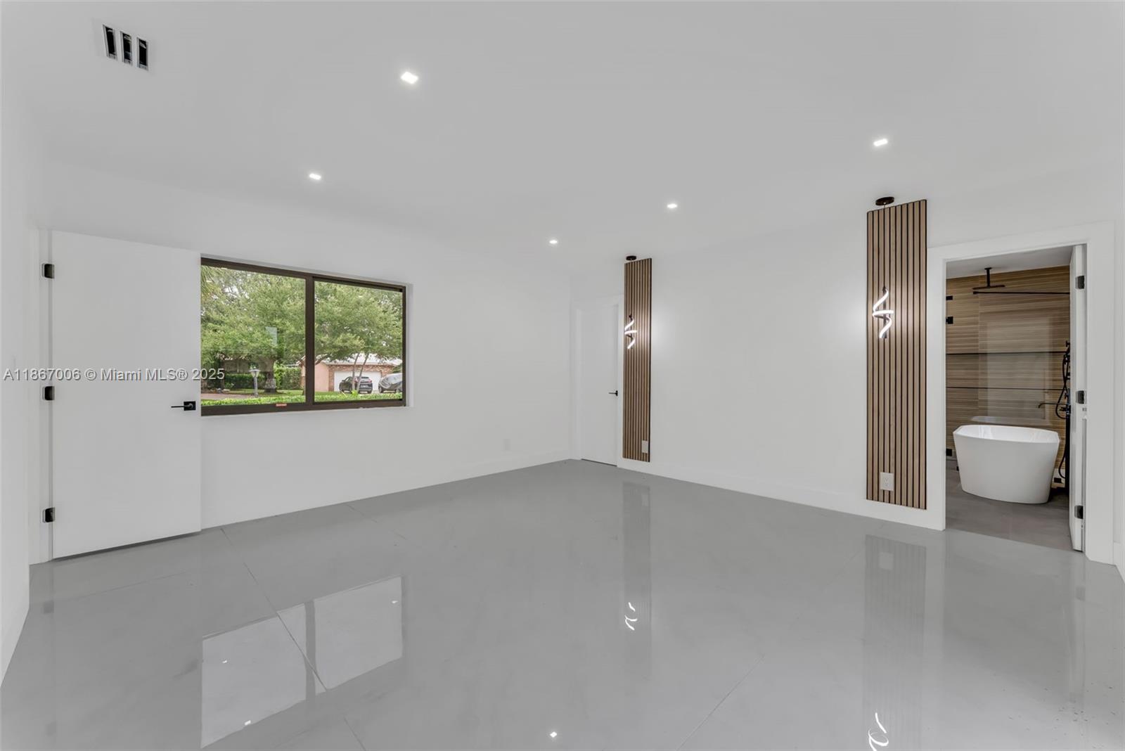 MEEKINS HILLS - Residential
