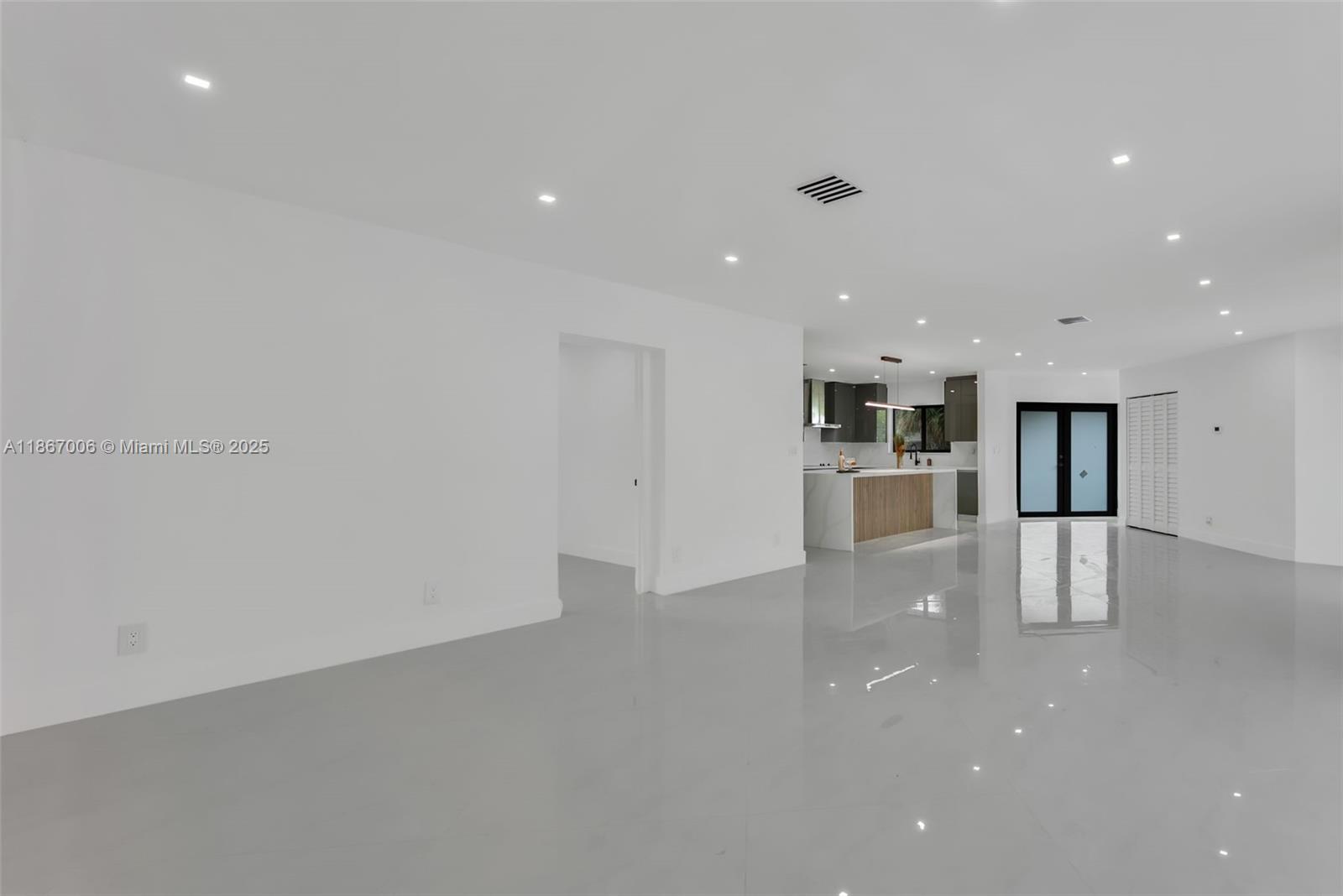 MEEKINS HILLS - Residential
