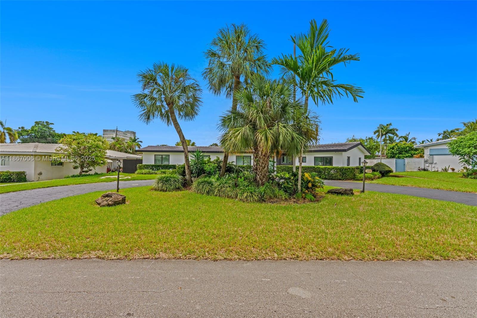 MEEKINS HILLS - Residential