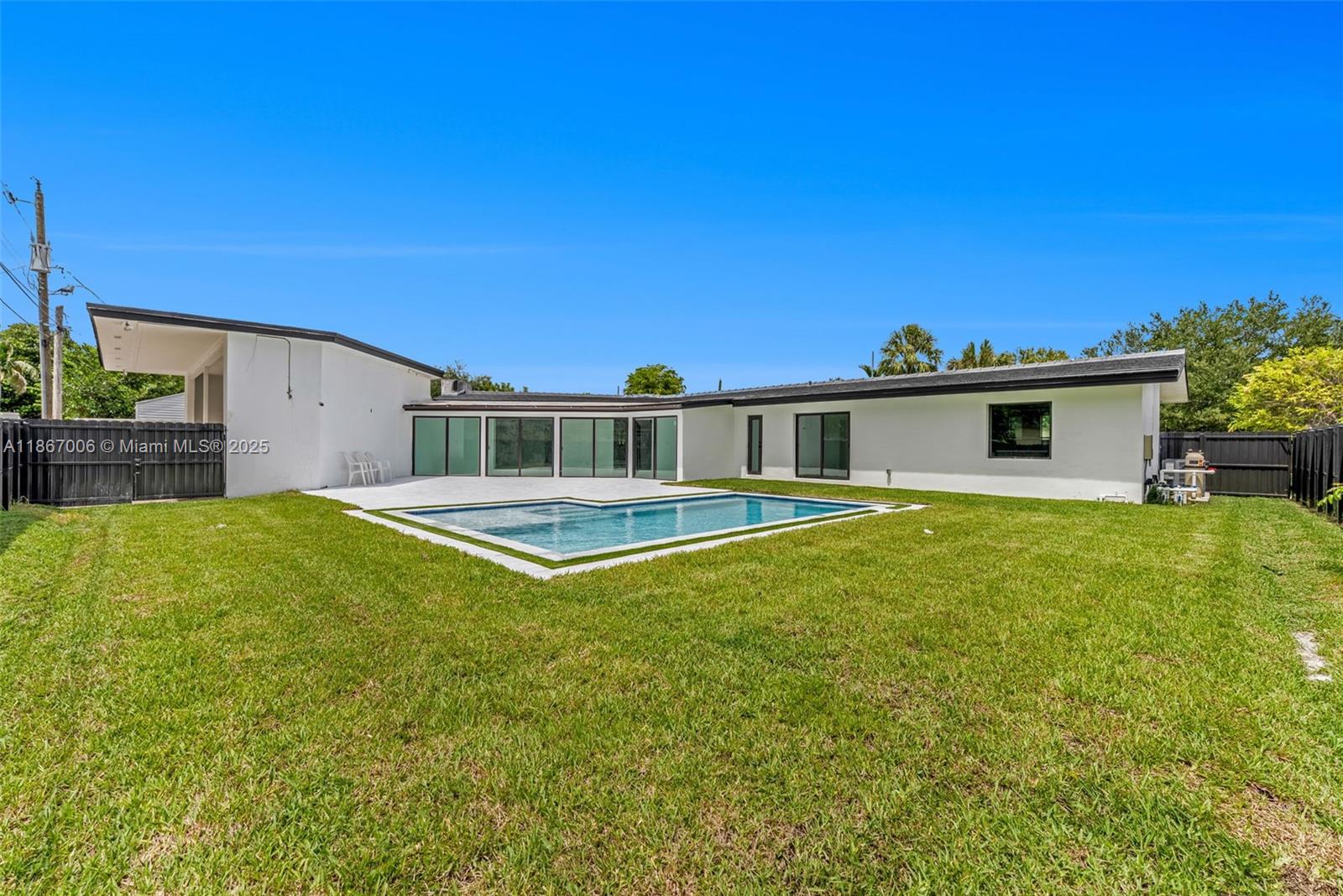 MEEKINS HILLS - Residential