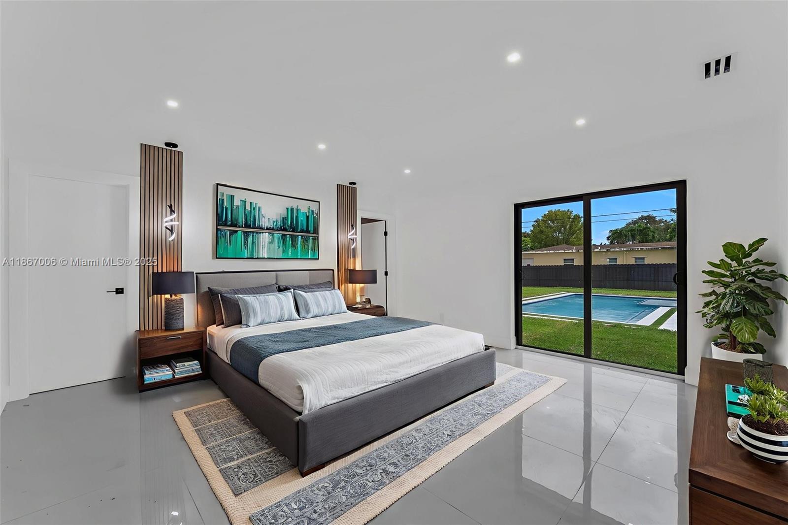 MEEKINS HILLS - Residential