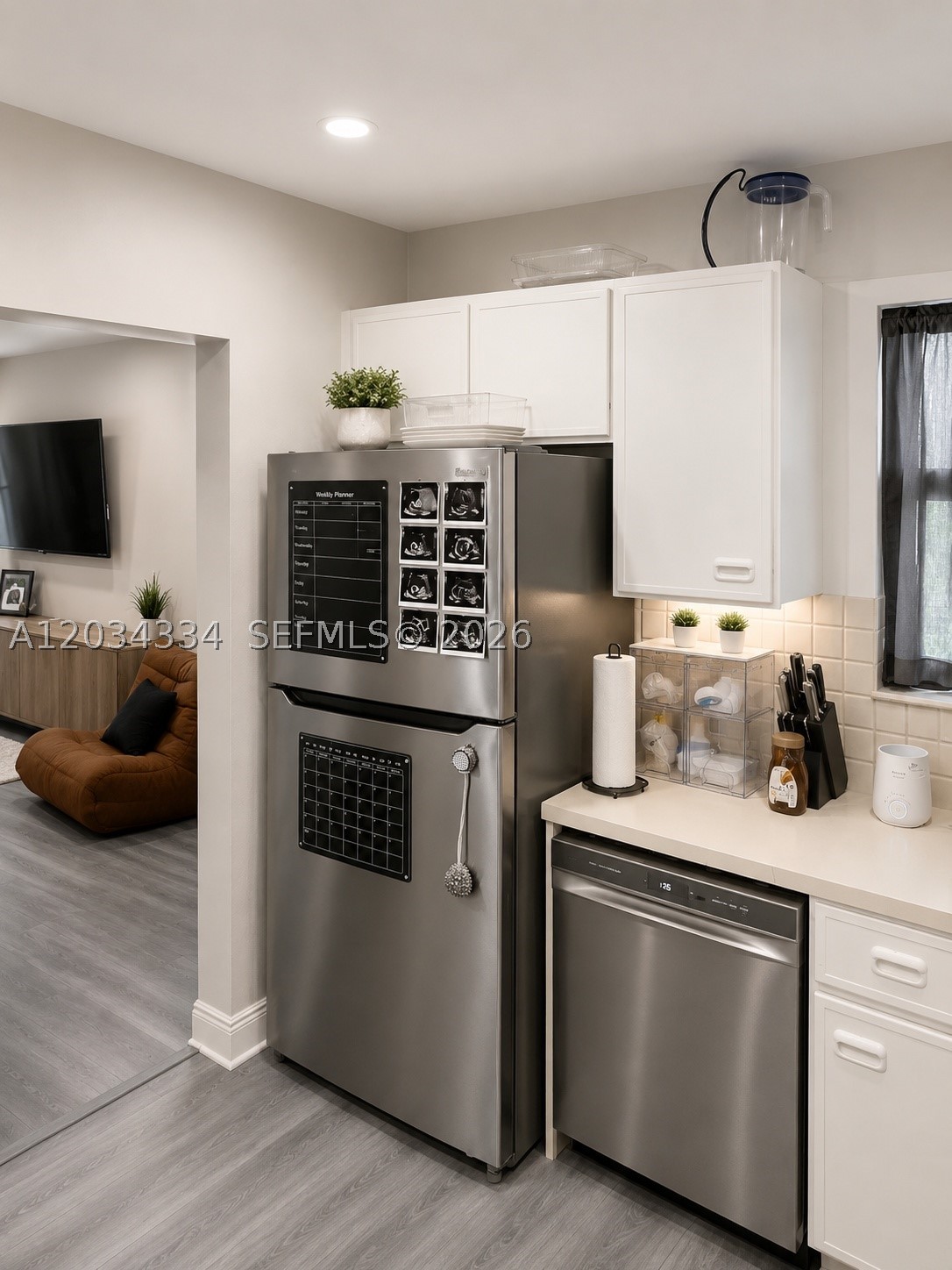 BAYWOOD VILLAGE II-D COND - Residential
