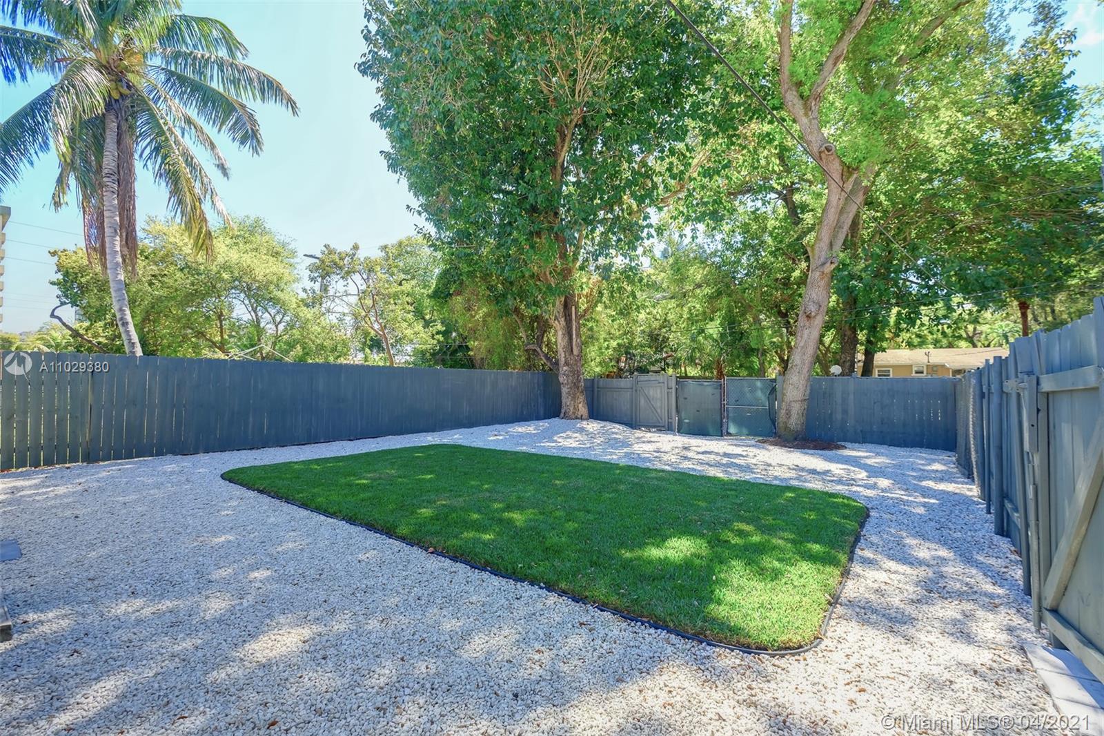 GREEN OAKS - Residential Lease