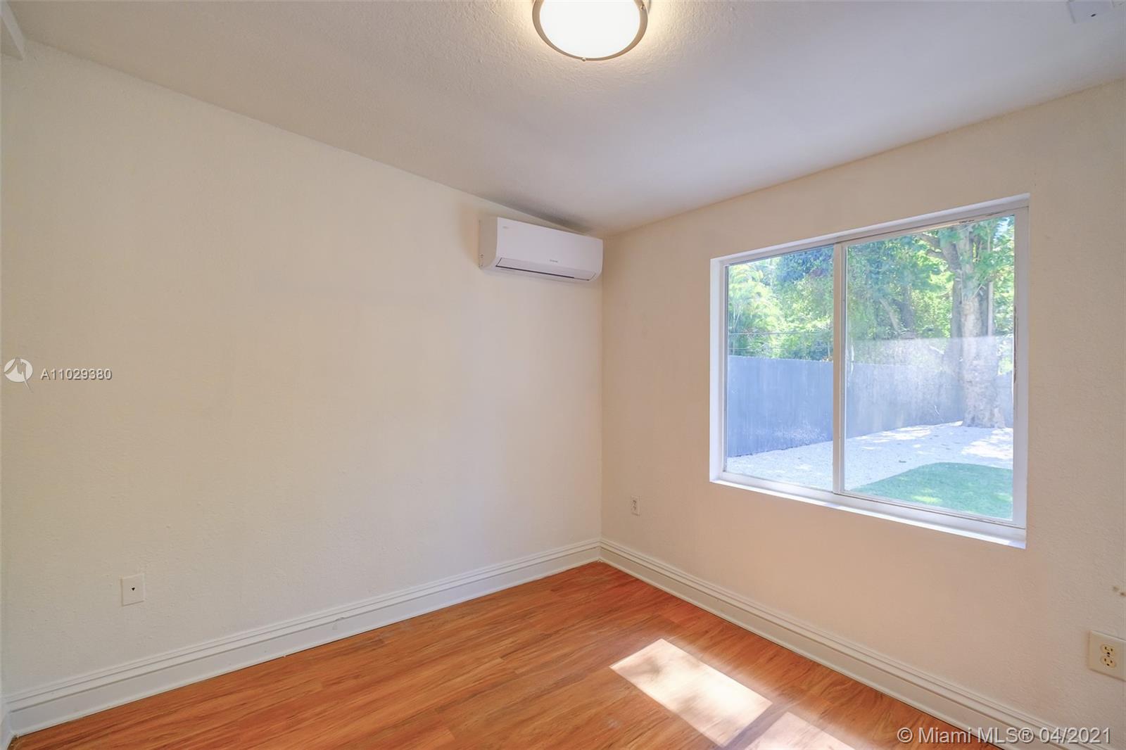 GREEN OAKS - Residential Lease