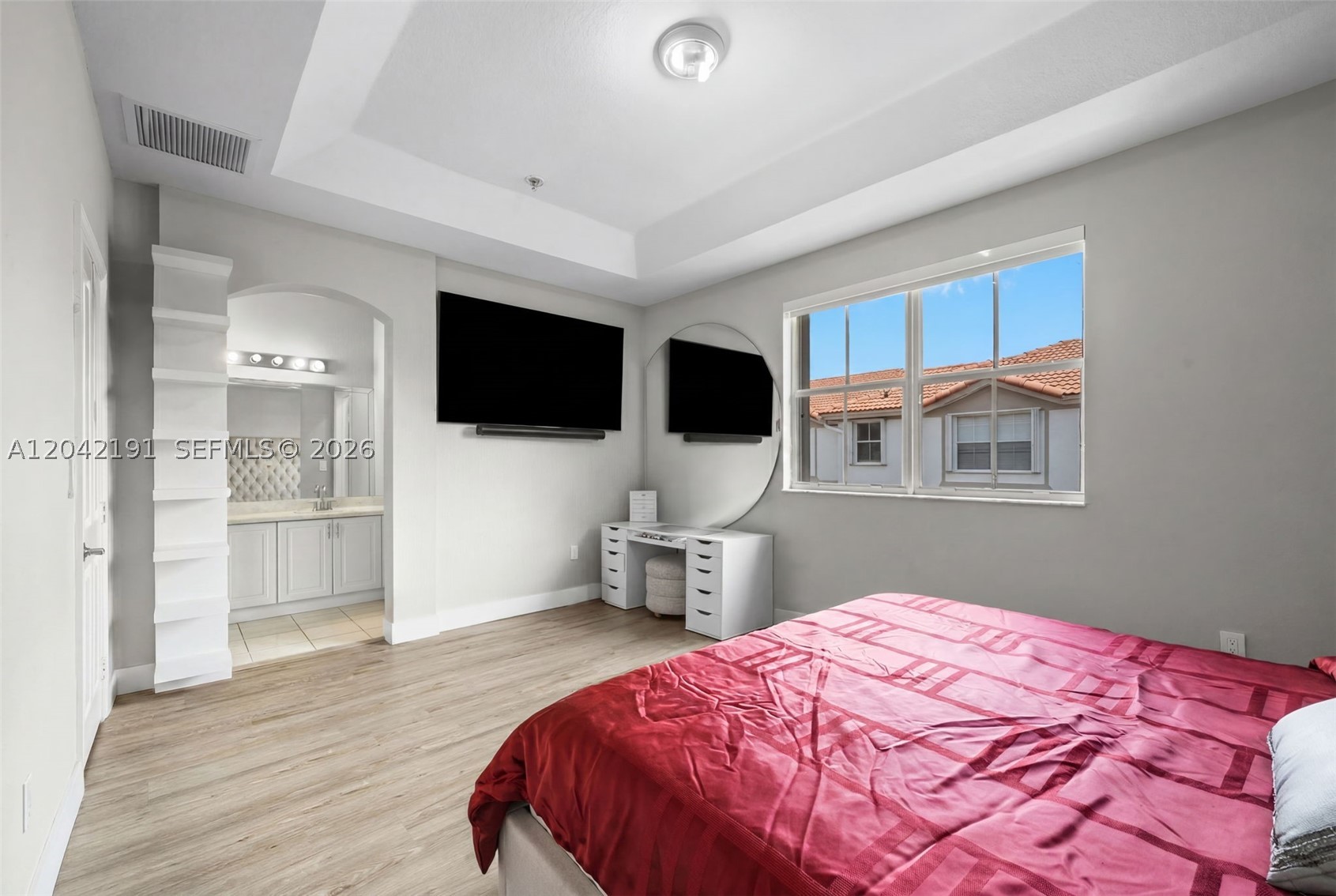 ISLANDS AT DORAL 1ST ADDN - Residential