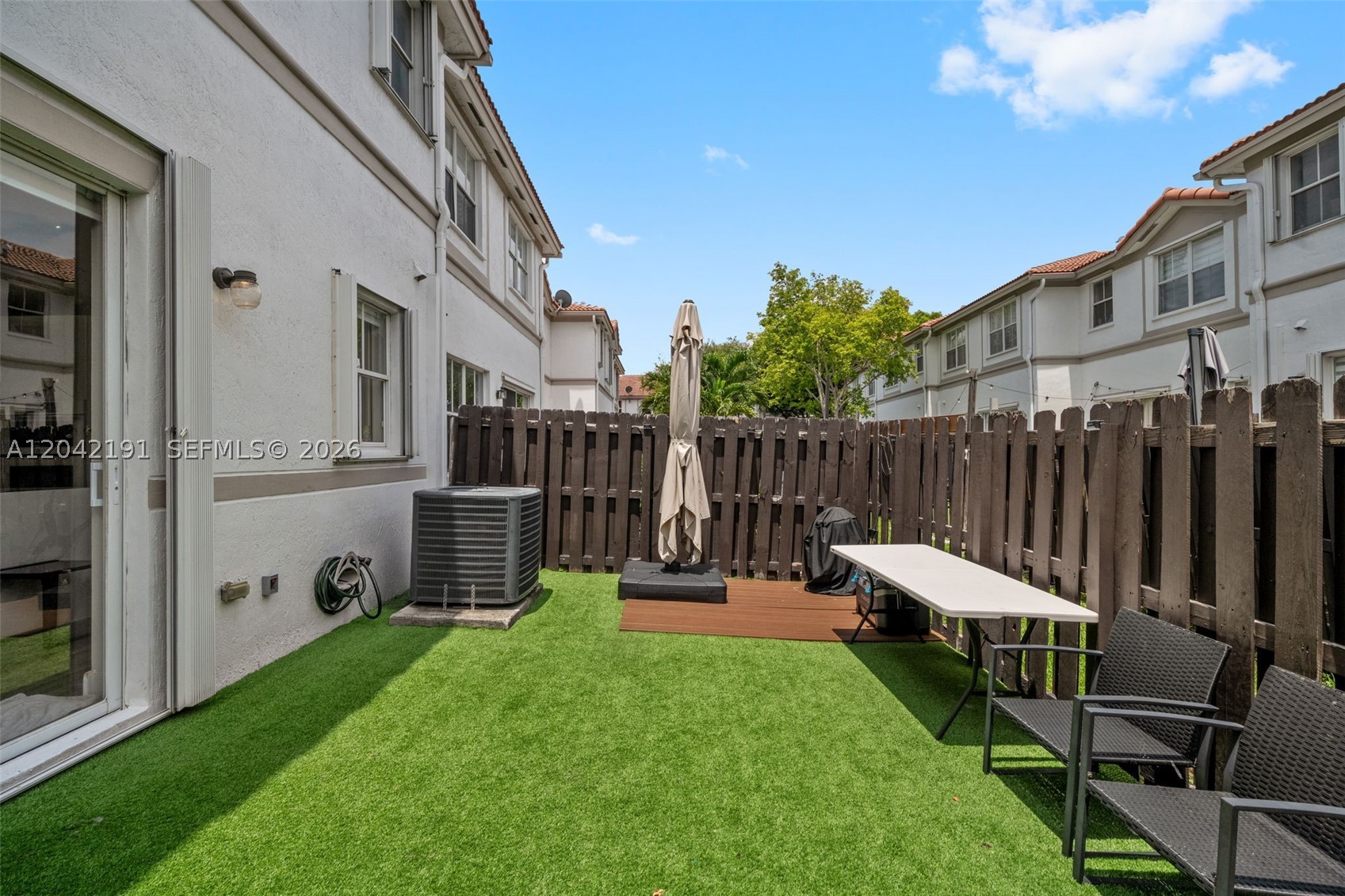 ISLANDS AT DORAL 1ST ADDN - Residential