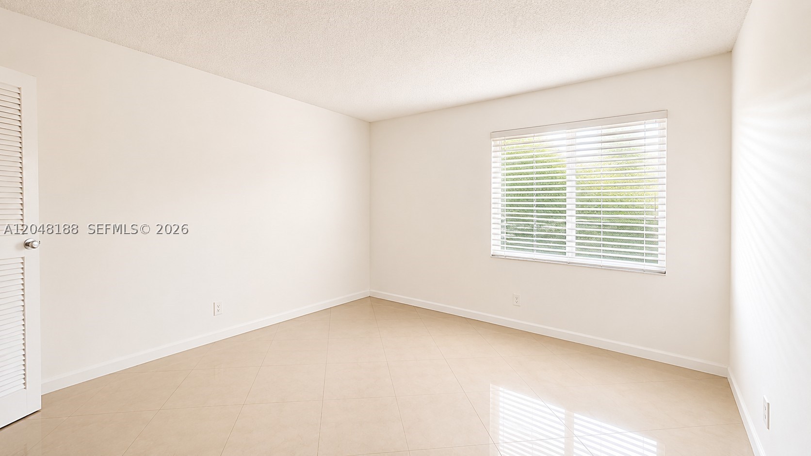 IVANHOE EAST AT CENTURY V - Residential