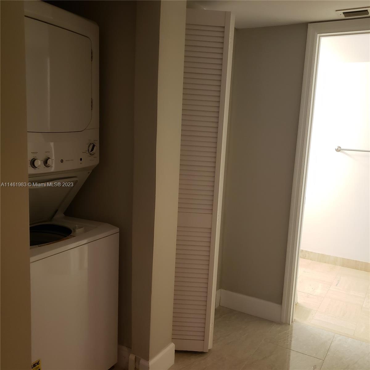SUMMIT CONDO - Residential Lease