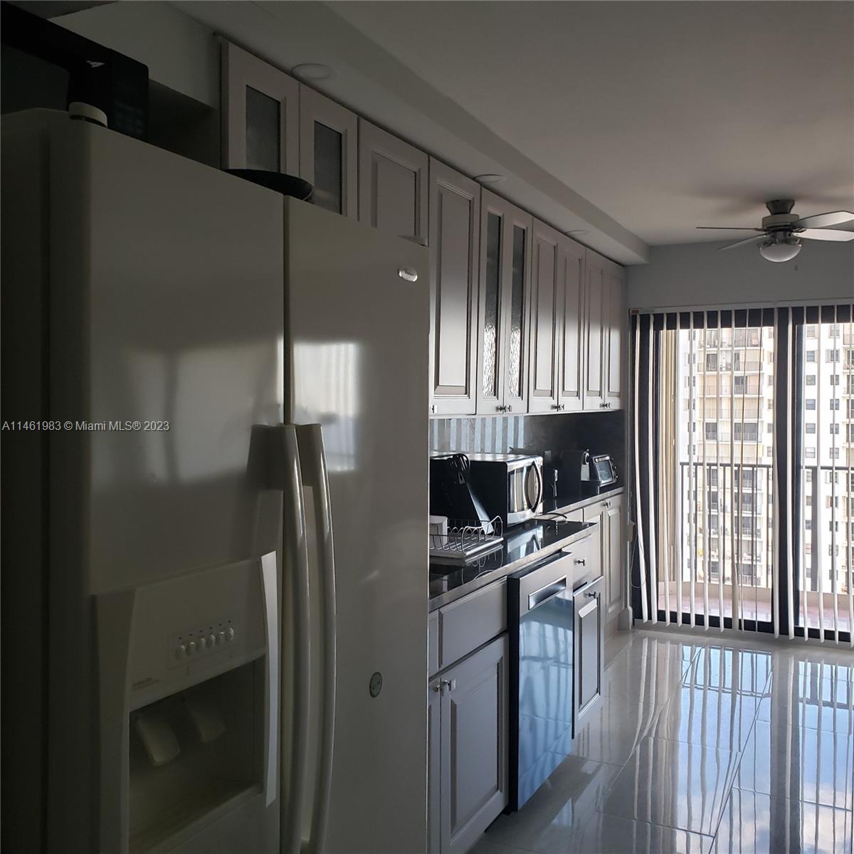 SUMMIT CONDO - Residential Lease