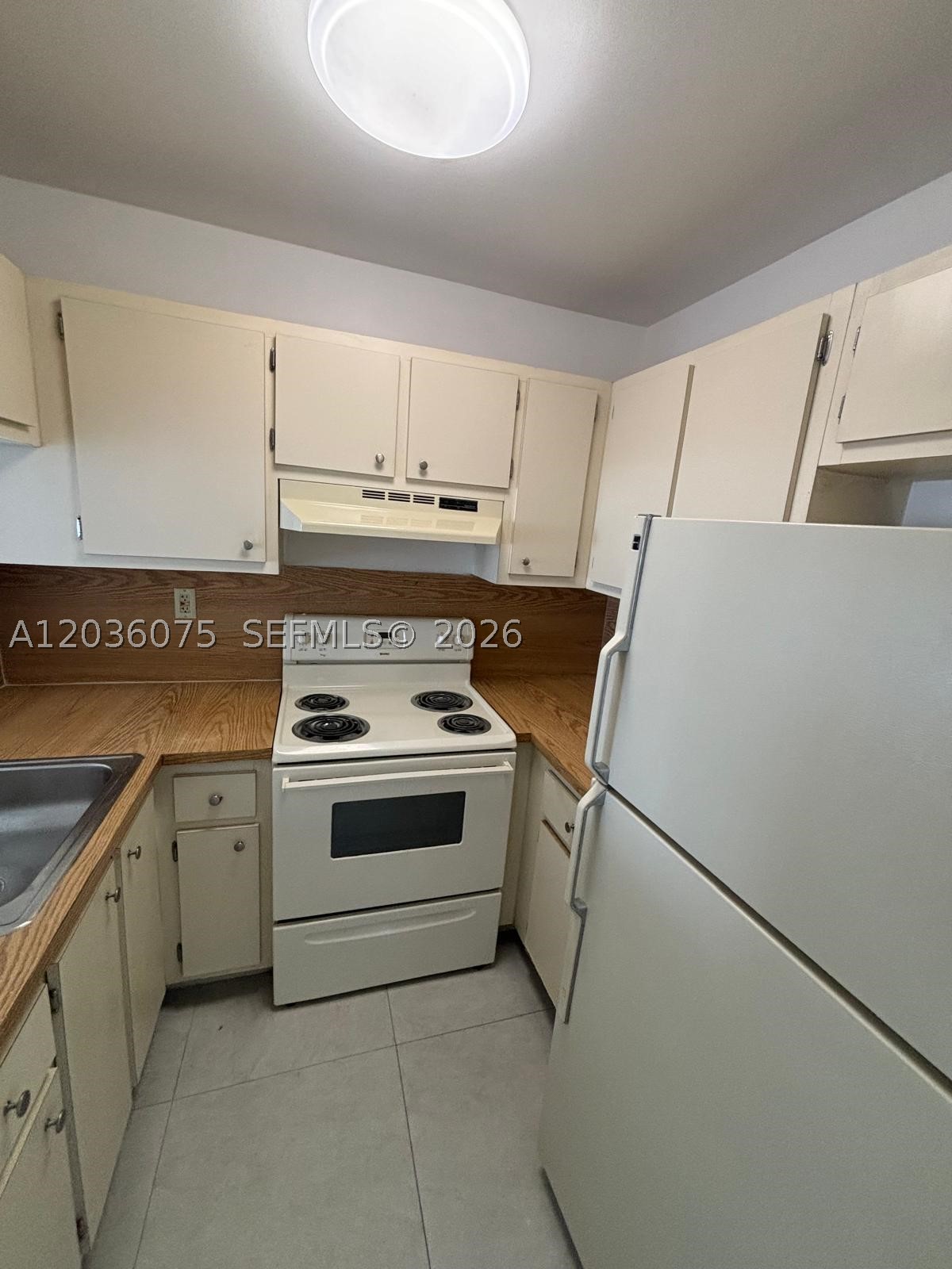 IDLEWILD PARK - Residential Lease