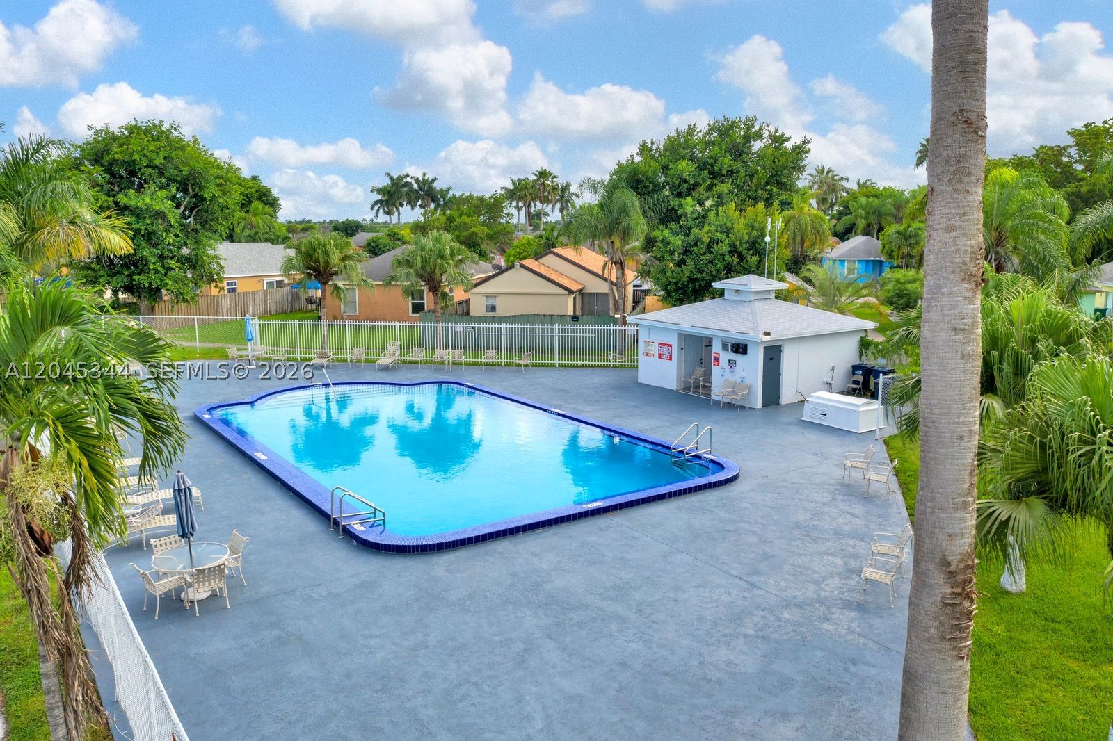 VILLAS OF PALM BAY - Residential Lease