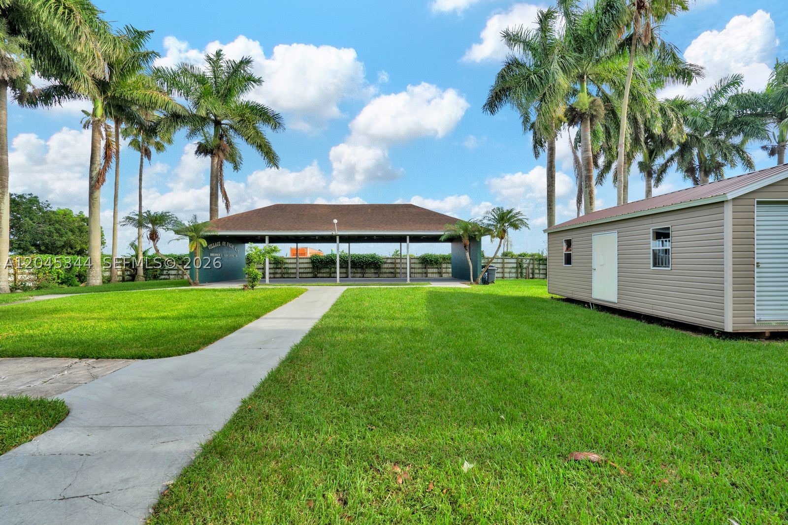 VILLAS OF PALM BAY - Residential Lease