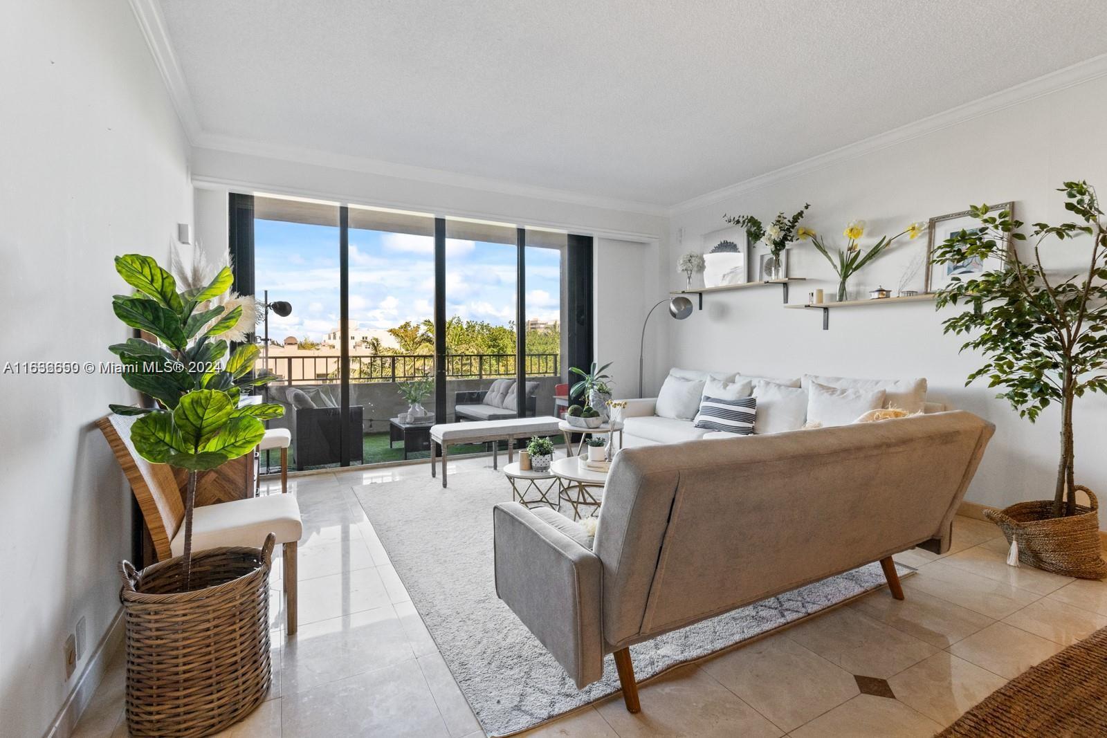 THE EMERALD BAY @ KEY COLO - Residential