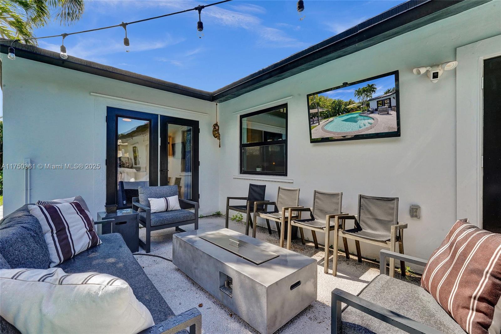PALM AIRE VILLAGE 3RD SEC - Residential