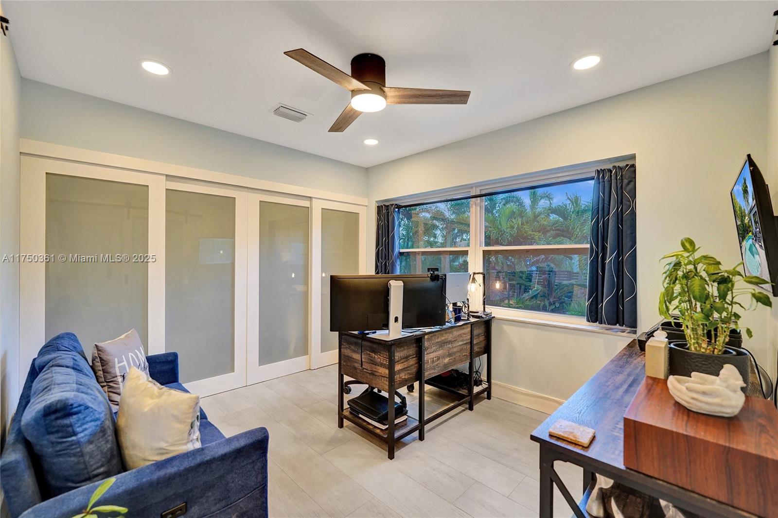 PALM AIRE VILLAGE 3RD SEC - Residential