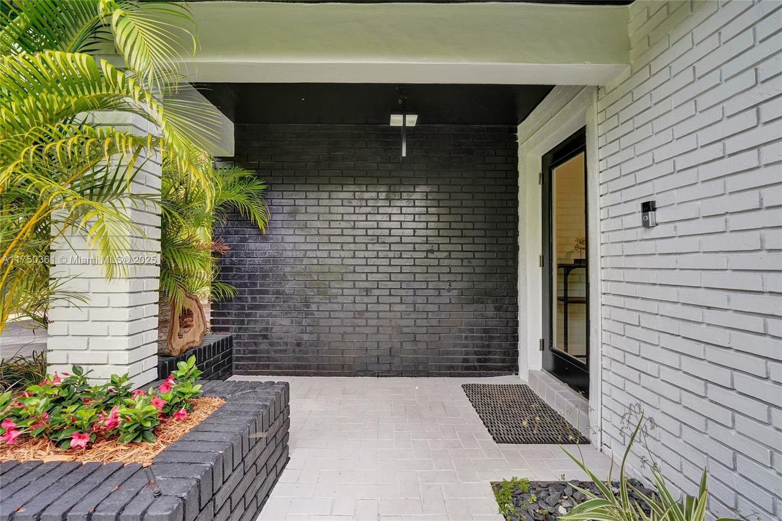 PALM AIRE VILLAGE 3RD SEC - Residential