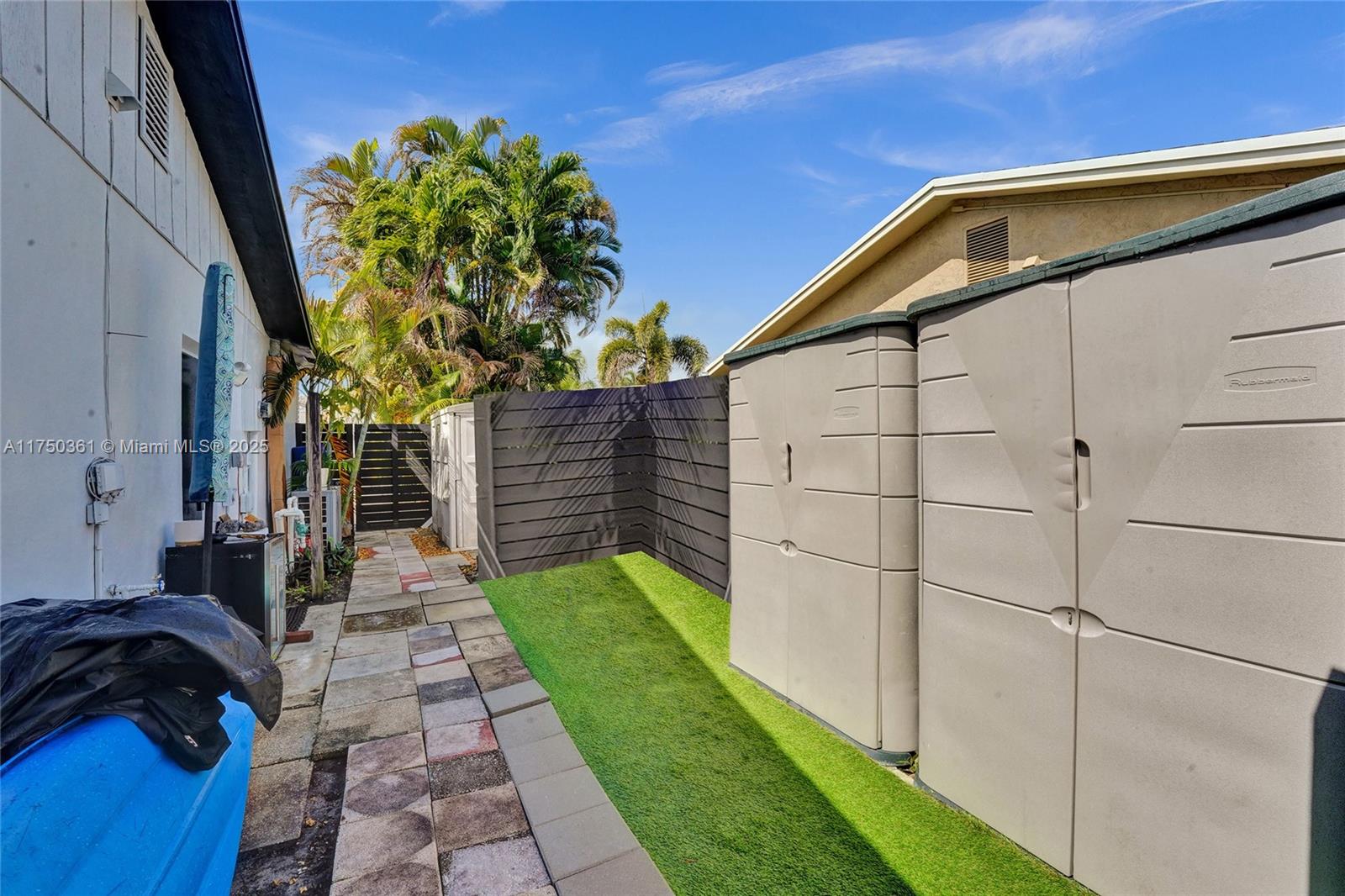 PALM AIRE VILLAGE 3RD SEC - Residential