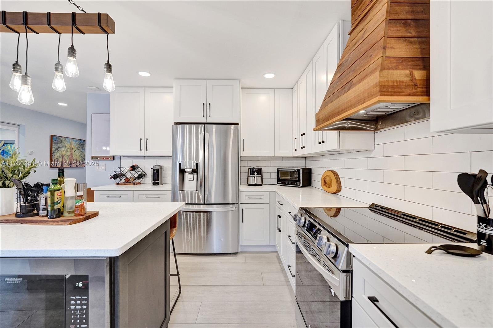 PALM AIRE VILLAGE 3RD SEC - Residential