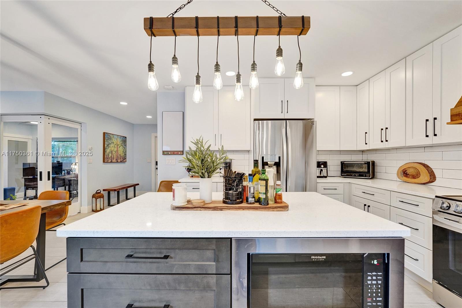PALM AIRE VILLAGE 3RD SEC - Residential