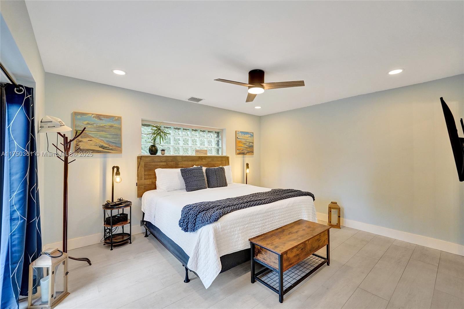 PALM AIRE VILLAGE 3RD SEC - Residential