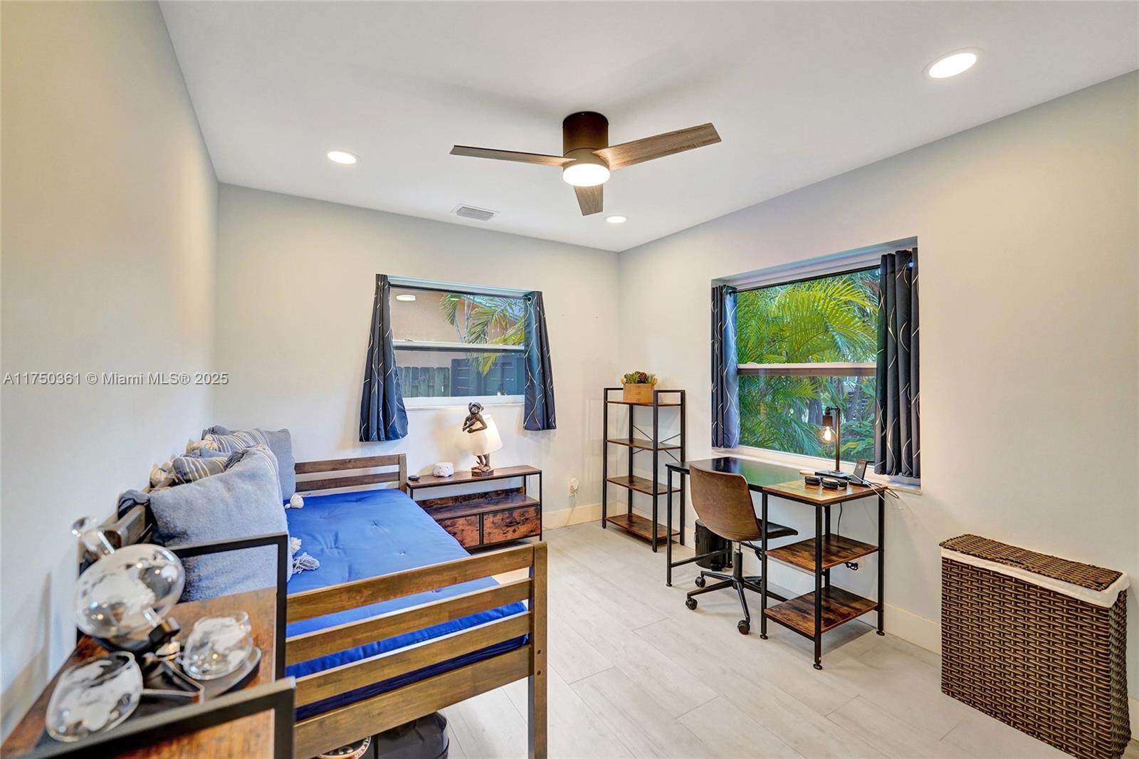 PALM AIRE VILLAGE 3RD SEC - Residential