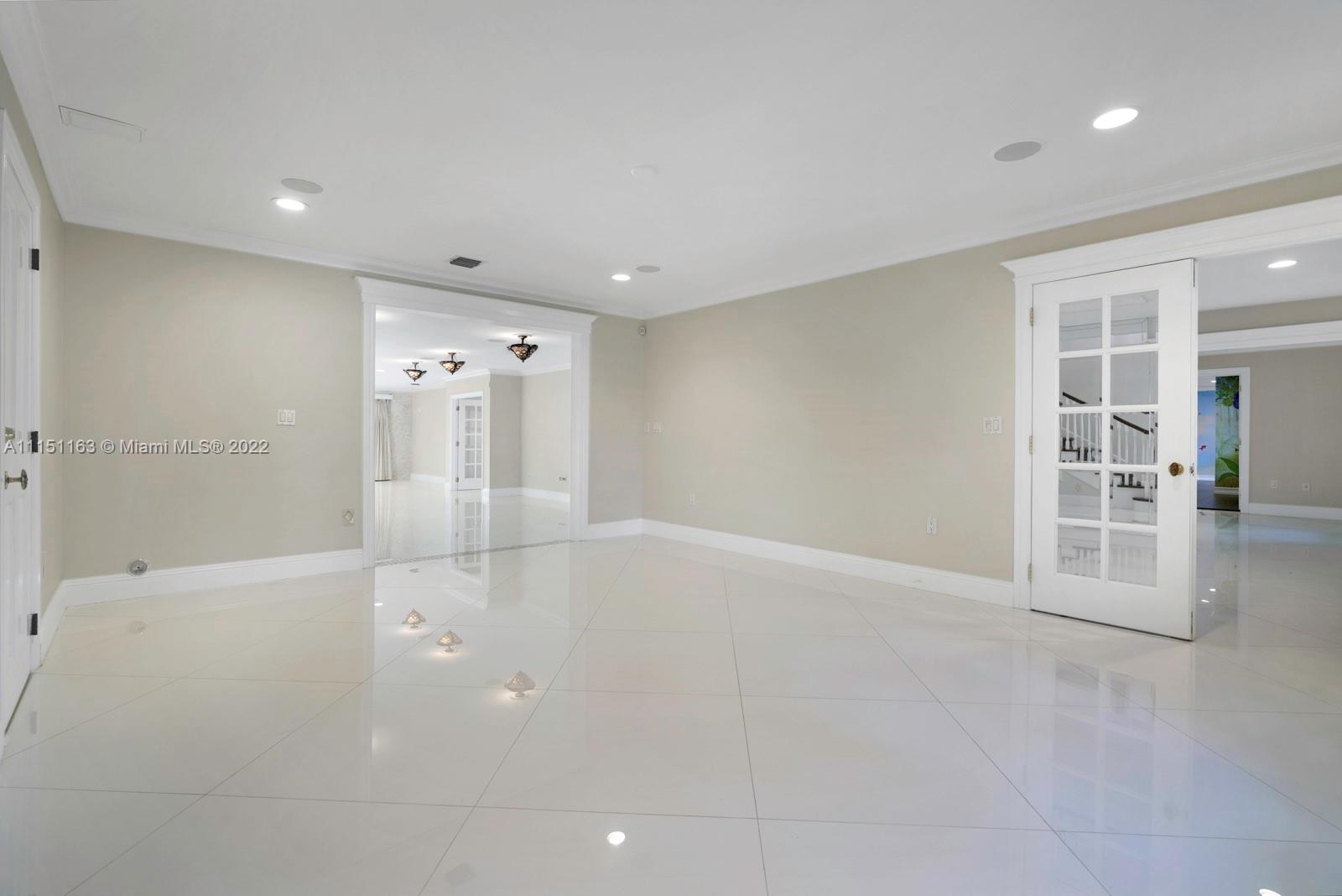 EVERGLADES SUGAR & LAND C - Residential