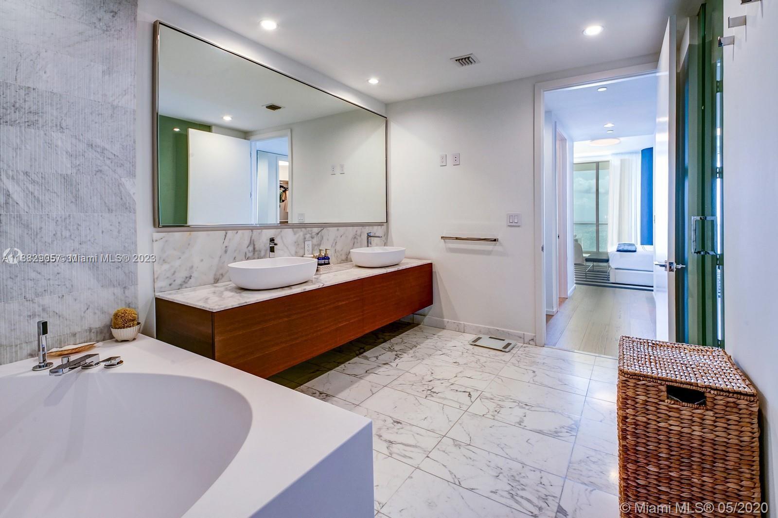 OCEANA BAL HARBOUR CONDO - Residential