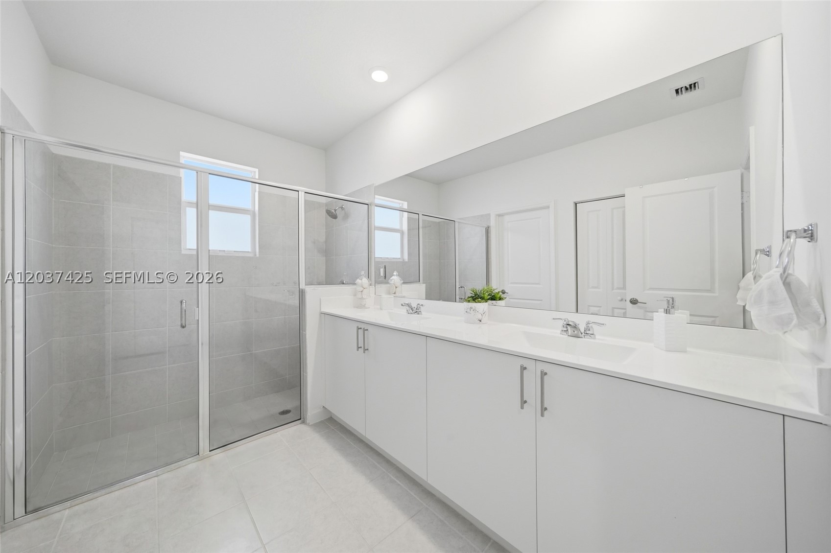 TREGOR ESTATES II - Residential
