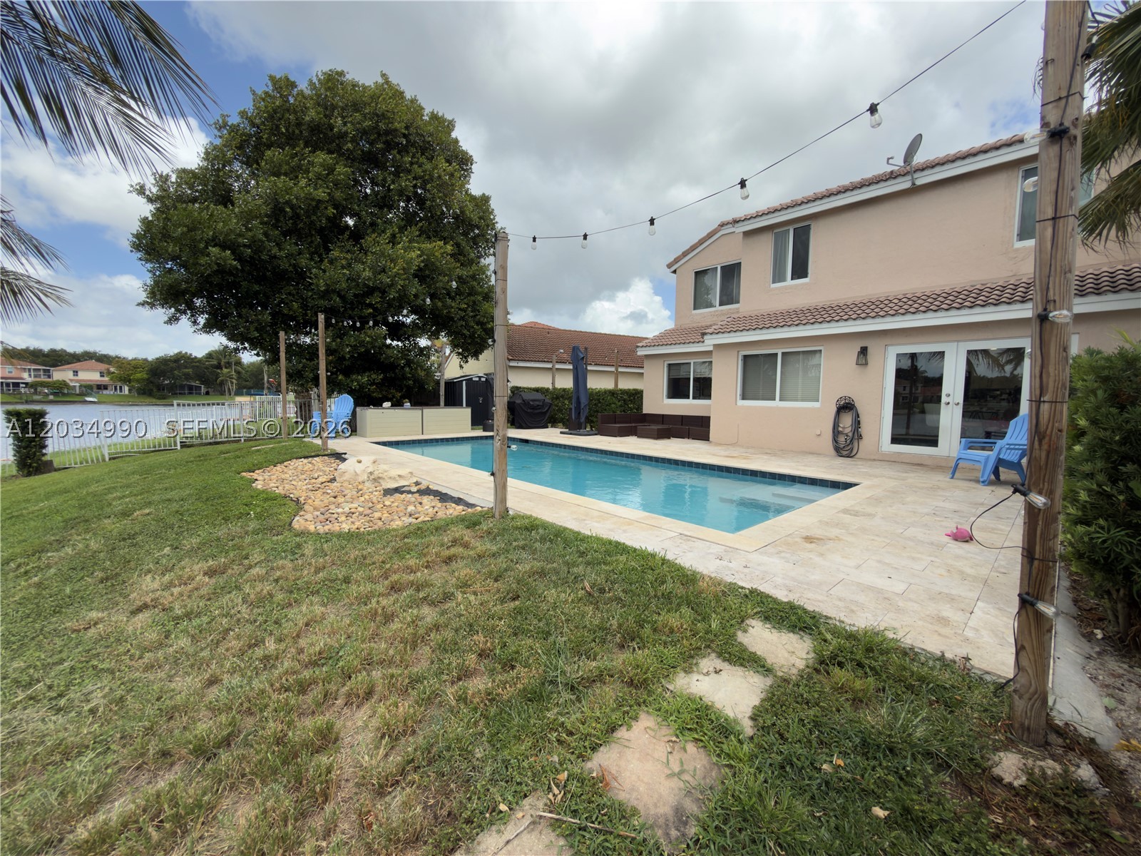 ORANGE DRIVE-PINE ISLAND - Residential