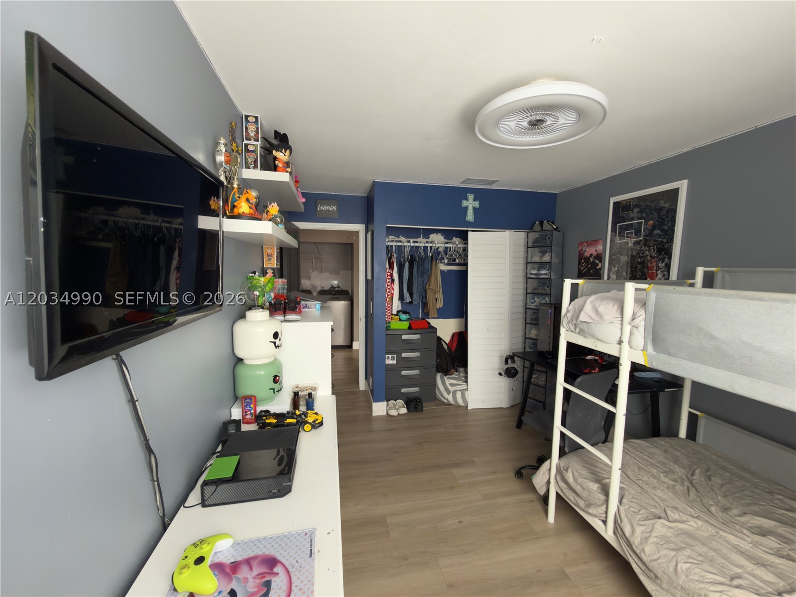 ORANGE DRIVE-PINE ISLAND - Residential