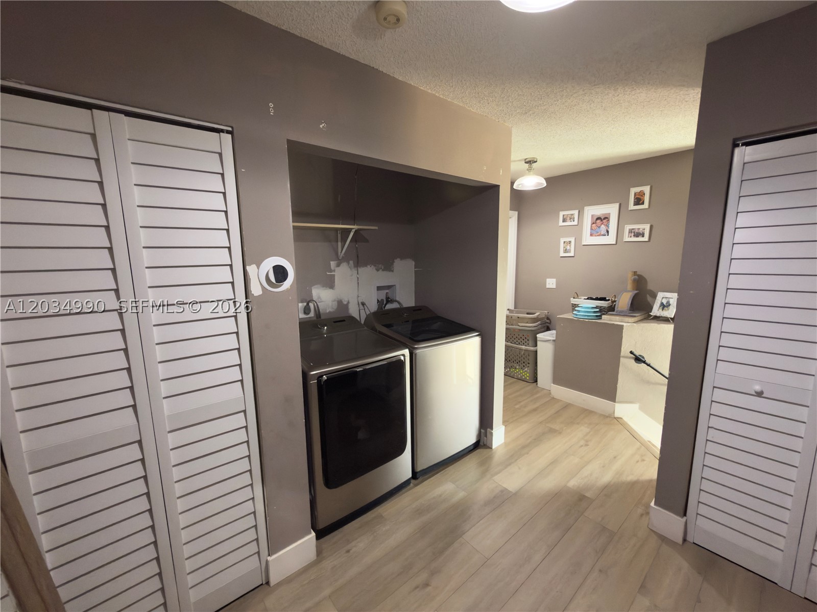 ORANGE DRIVE-PINE ISLAND - Residential