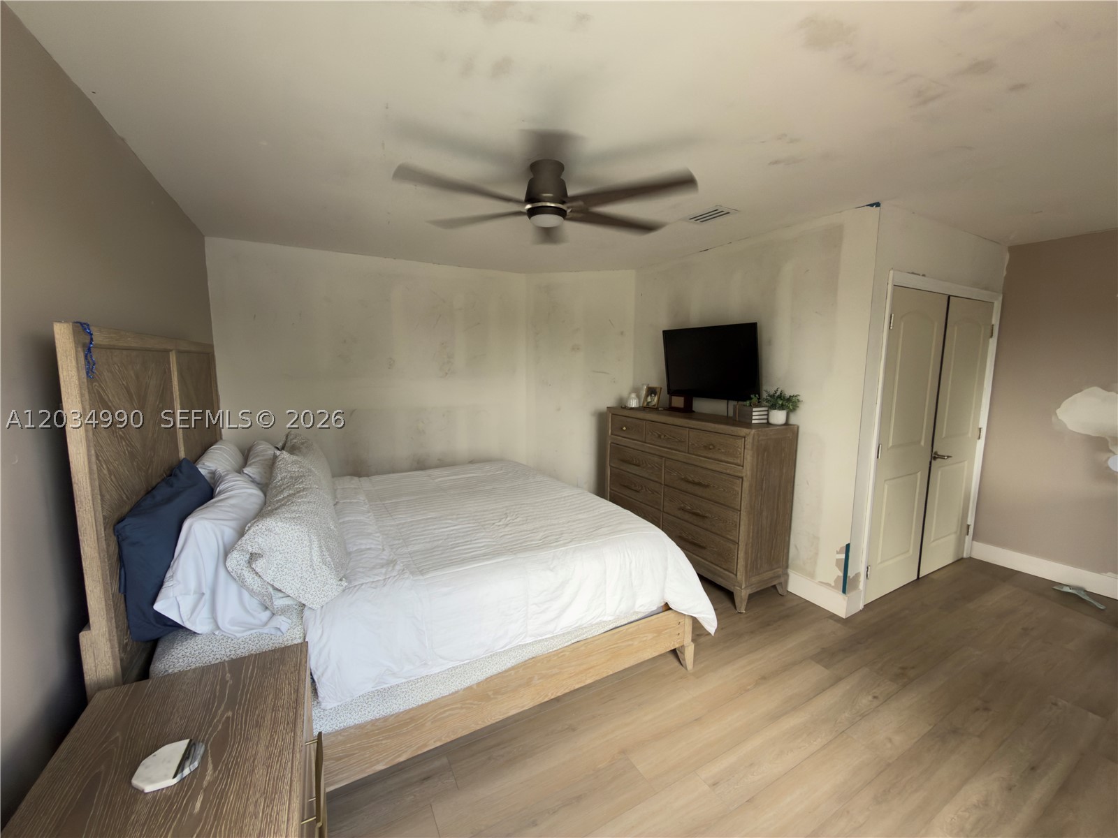 ORANGE DRIVE-PINE ISLAND - Residential
