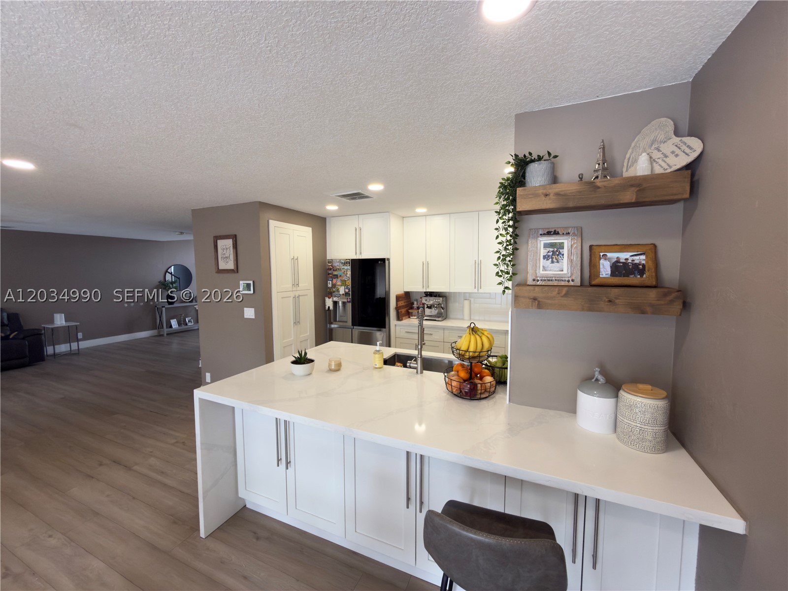 ORANGE DRIVE-PINE ISLAND - Residential